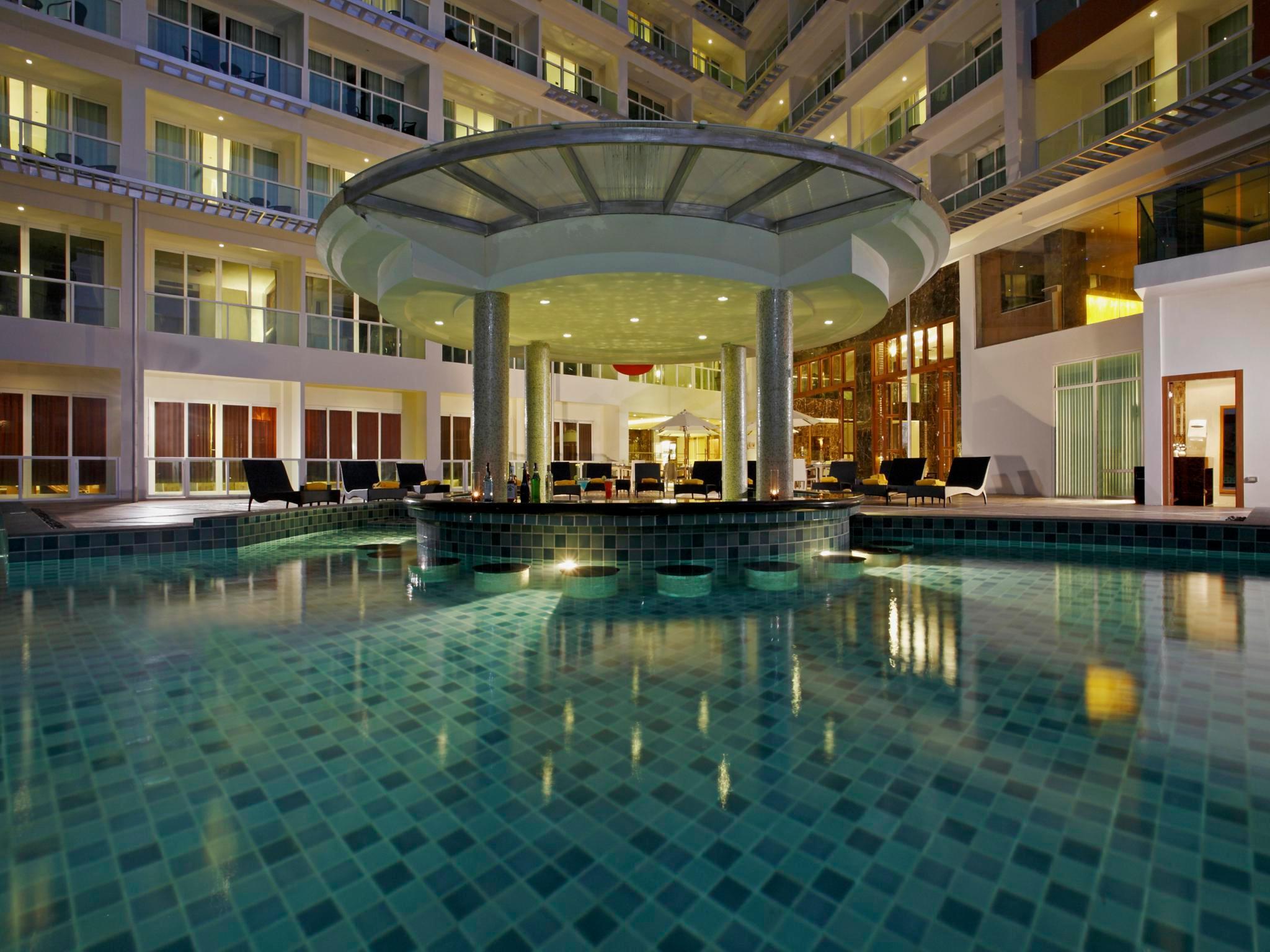 Centara Nova Hotel&Spa Pattaya Esterno foto