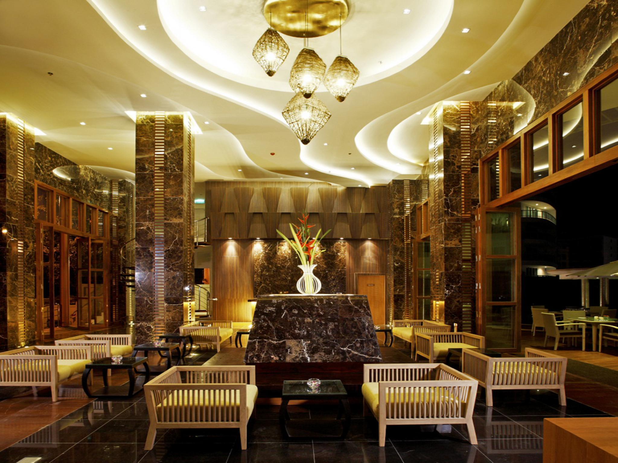 Centara Nova Hotel&Spa Pattaya Esterno foto
