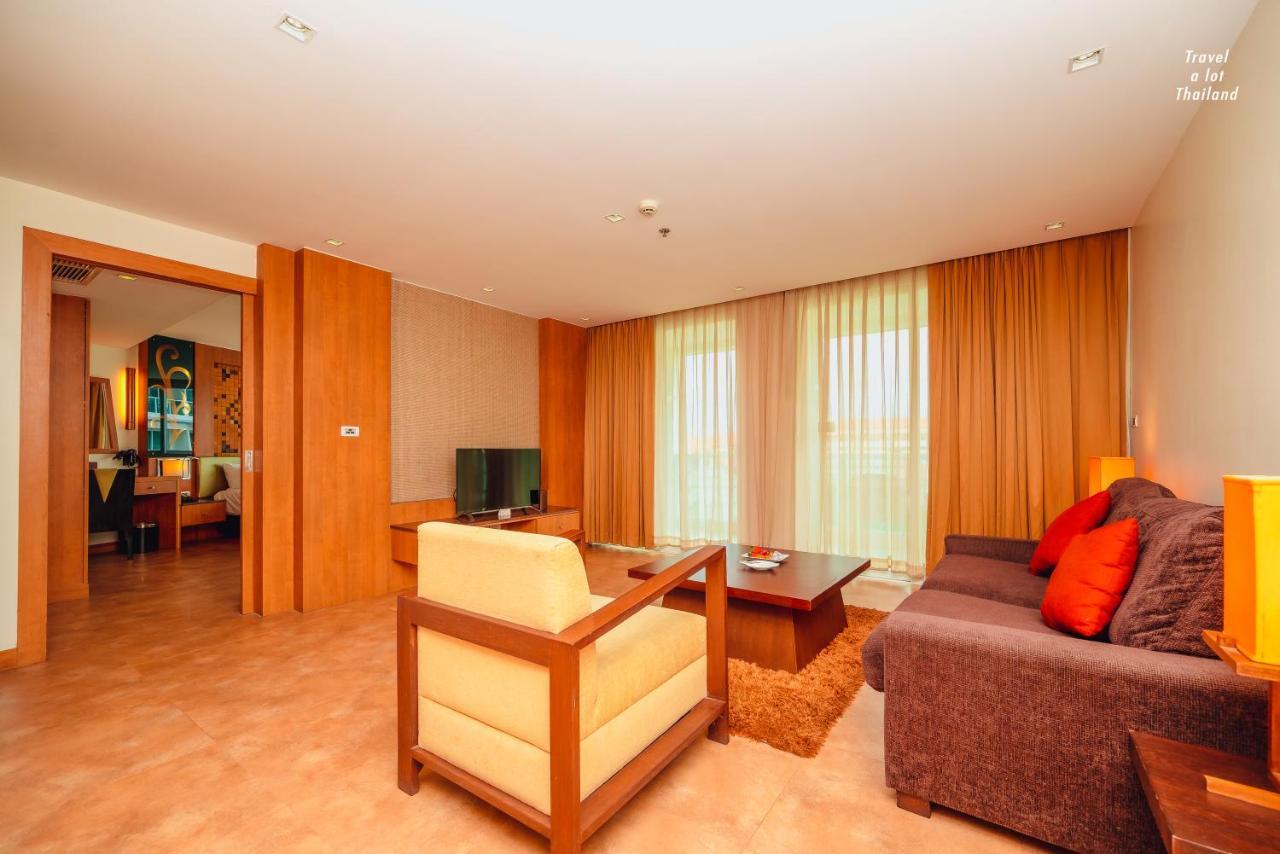 Centara Nova Hotel&Spa Pattaya Esterno foto
