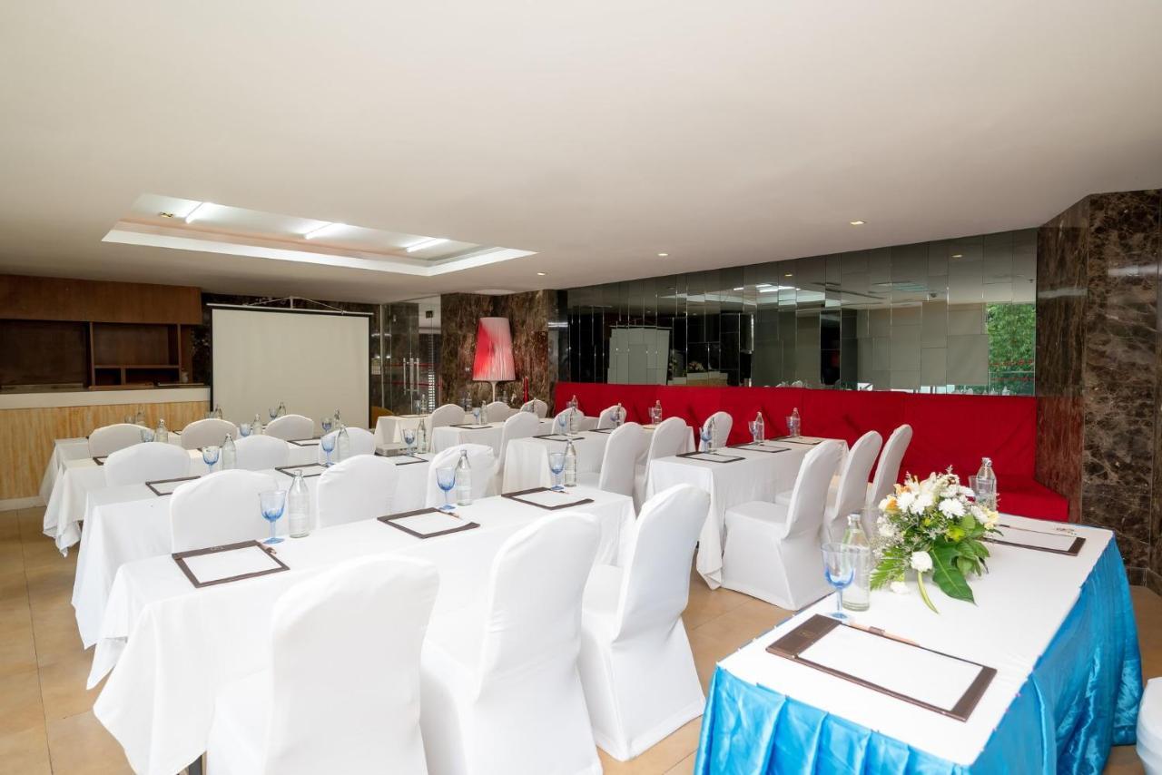 Centara Nova Hotel&Spa Pattaya Esterno foto